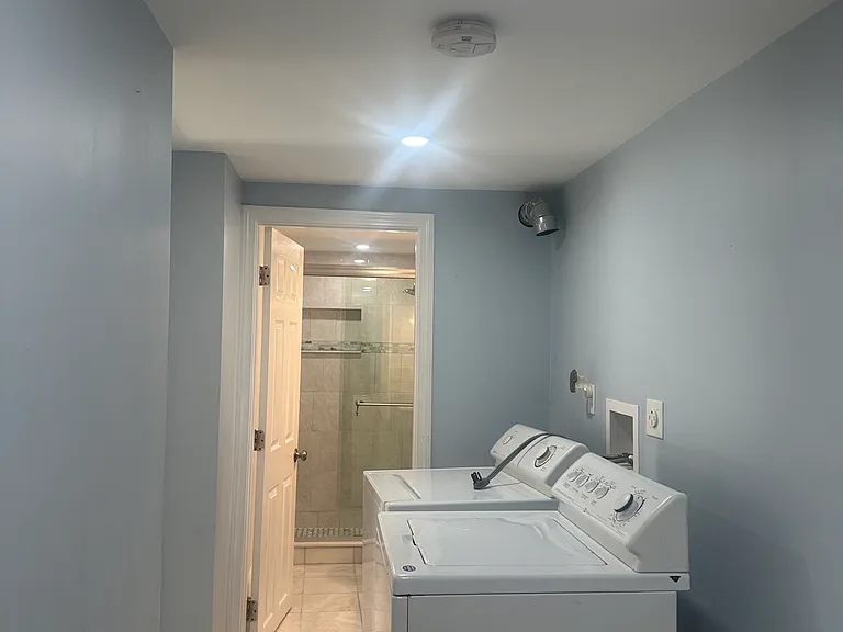 15 Washington Ave #1 — Photo 7