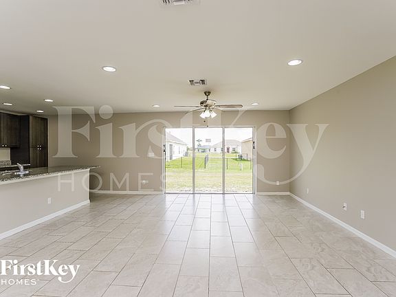 2nd image of 2013 Embers Pkwy W