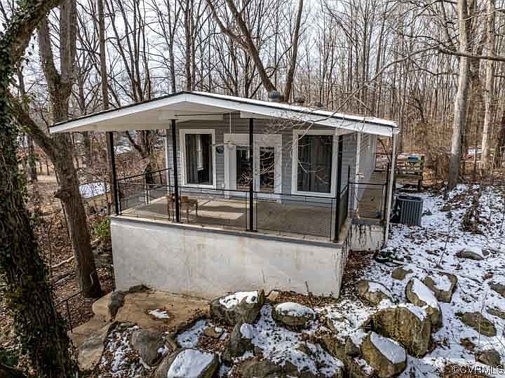 1st image of 58 Iris Ln
