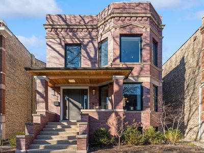 2208 W Walton St, Chicago, IL, 60622