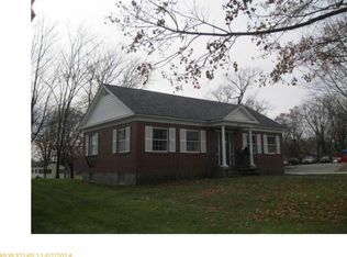 145 Main St, Newport, ME 04953