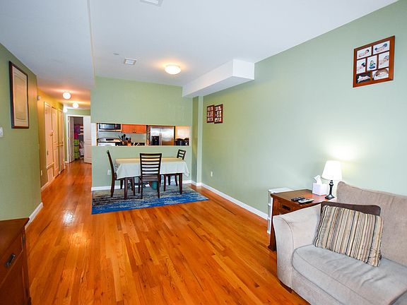 4th image of 1930 Bergen Ave #1E