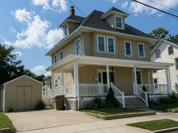 519 Park Ave, Swedesboro, NJ 08085