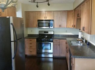 1784 Willow Ct E, White Bear Lake, MN 55110