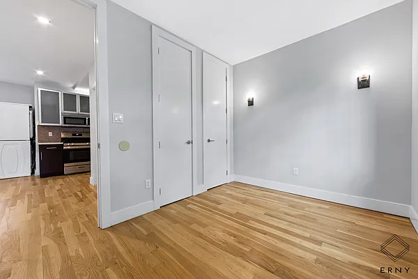 Rented by ERNY LLC | media 14