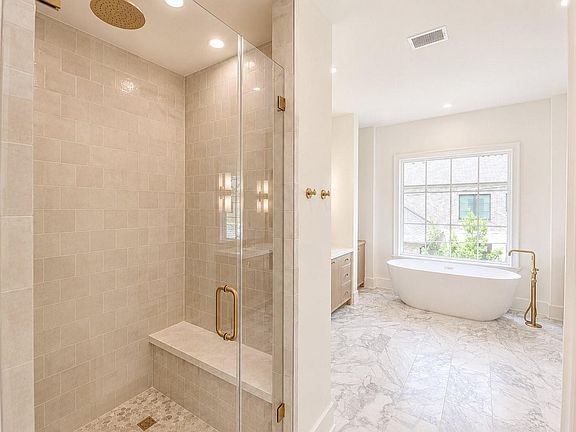4th image of 4026 Colquitt St