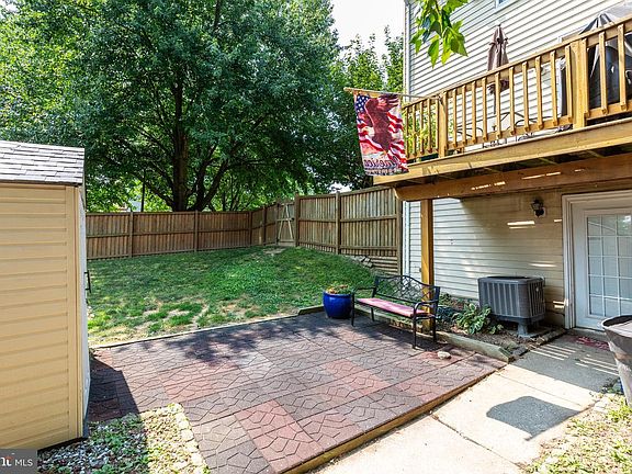 4th image of 737 Clearview Ave