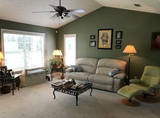 9204 Cherokee St, Youngstown, FL 32466