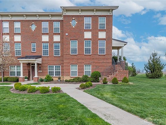 2nd image of 407 Brownstone Row