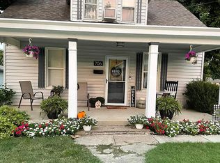 706 W Holmes St, Chester, IL 62233