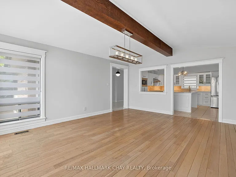 80 Beaumonde Heights Dr #UPPER — Photo 11