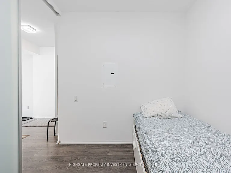 45 Charles St E #1801 — Photo 21