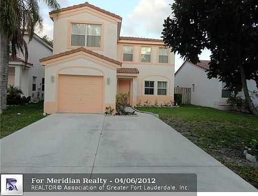 1st image of 140 NW 42nd Way