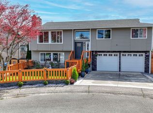 950 Anacortes Ct NE, Renton, WA 98059
