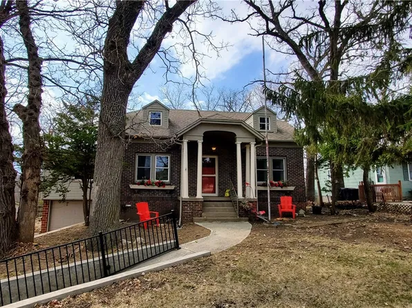 109 Thomas Jefferson Dr, Newton, IA 50208