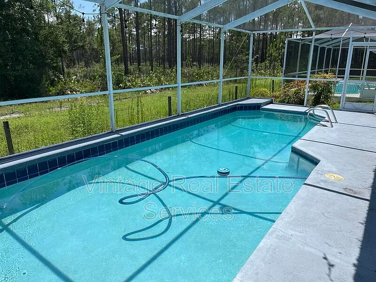 9411 Willow Cove Ct — Photo 3