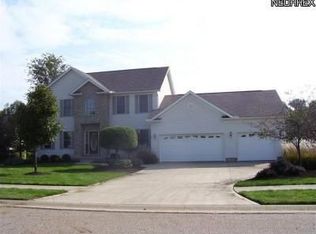 11574 Forest Meadow Cir NW, Uniontown, OH 44685