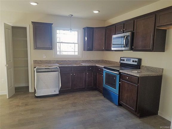 5th image of 10072 S General Blvd