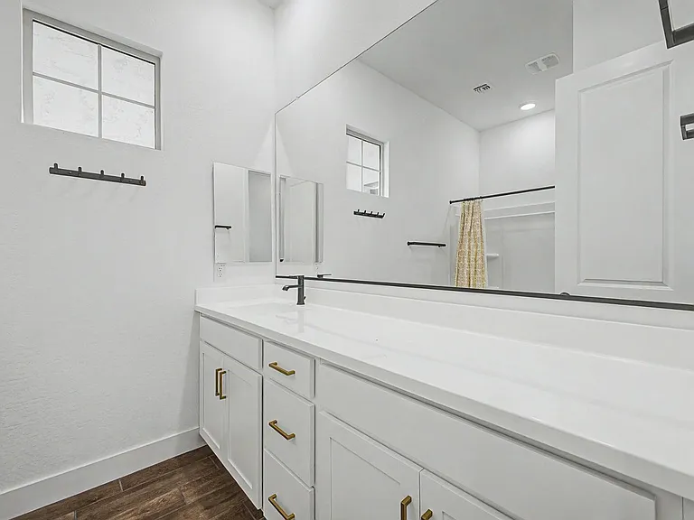 13103 N 174th Dr — Photo 45