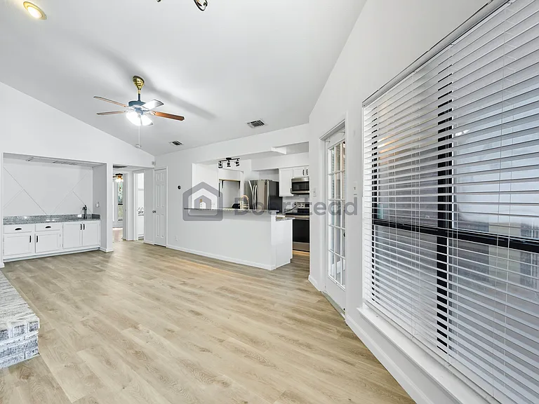 2542 Babcock Rd #204-F — Photo 10