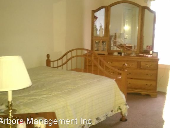 5th image of 1201 Eddy Ct