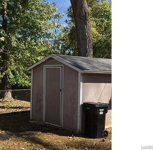 1st image of 2328 Pecan Dr