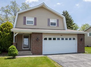 1438 Brandywine Rd, Crown Point, IN 46307