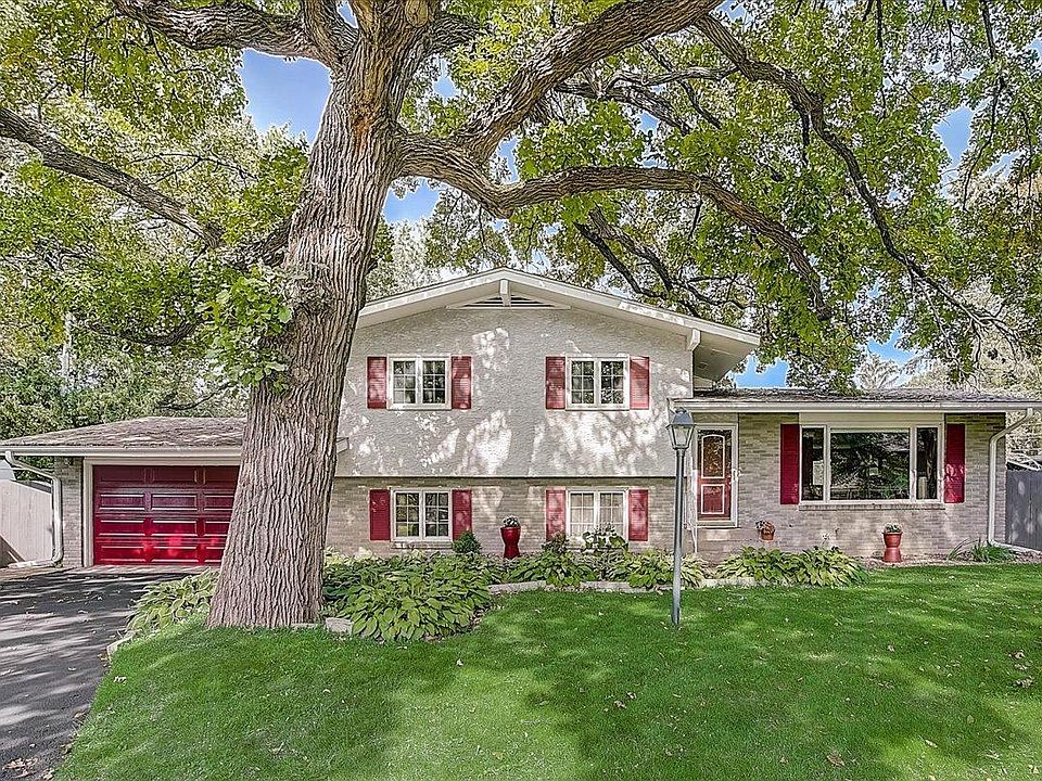1st image of 2231 Carlyle Ct