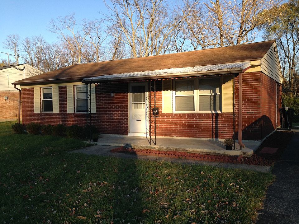 1st image of 780 N Hill Ln