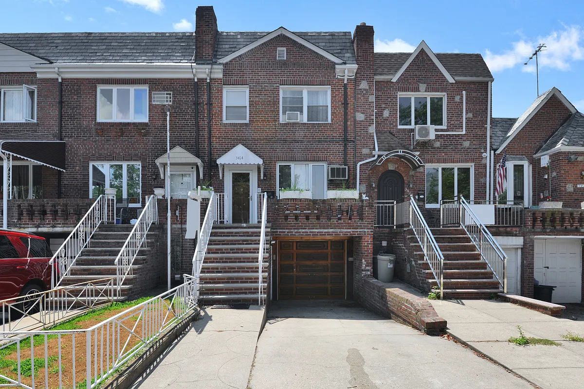 3414 Avenue T photo 1
