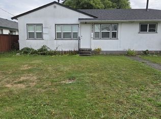 9342 Woodbine St, Chilliwack, BC V2P 5T1
