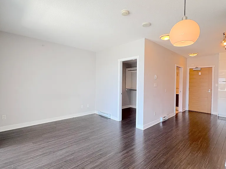 1777 W 7th Ave #522 — Photo 10