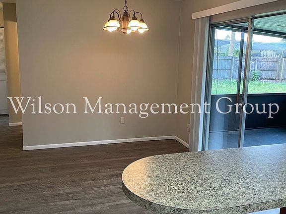 4th image of 1131 Jerome Way