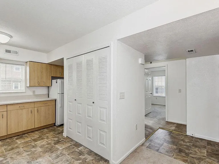 Colonial Pointe at Fairview Apartments — Photo 54