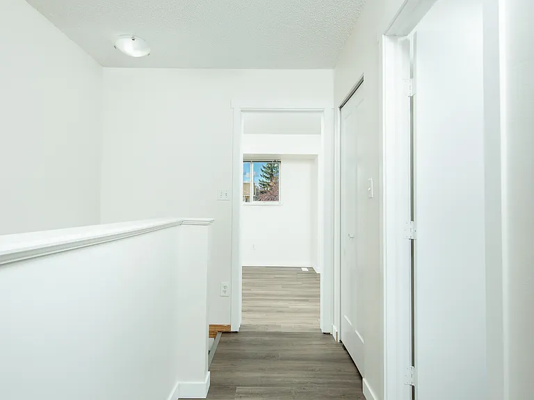 610 King St — Photo 39