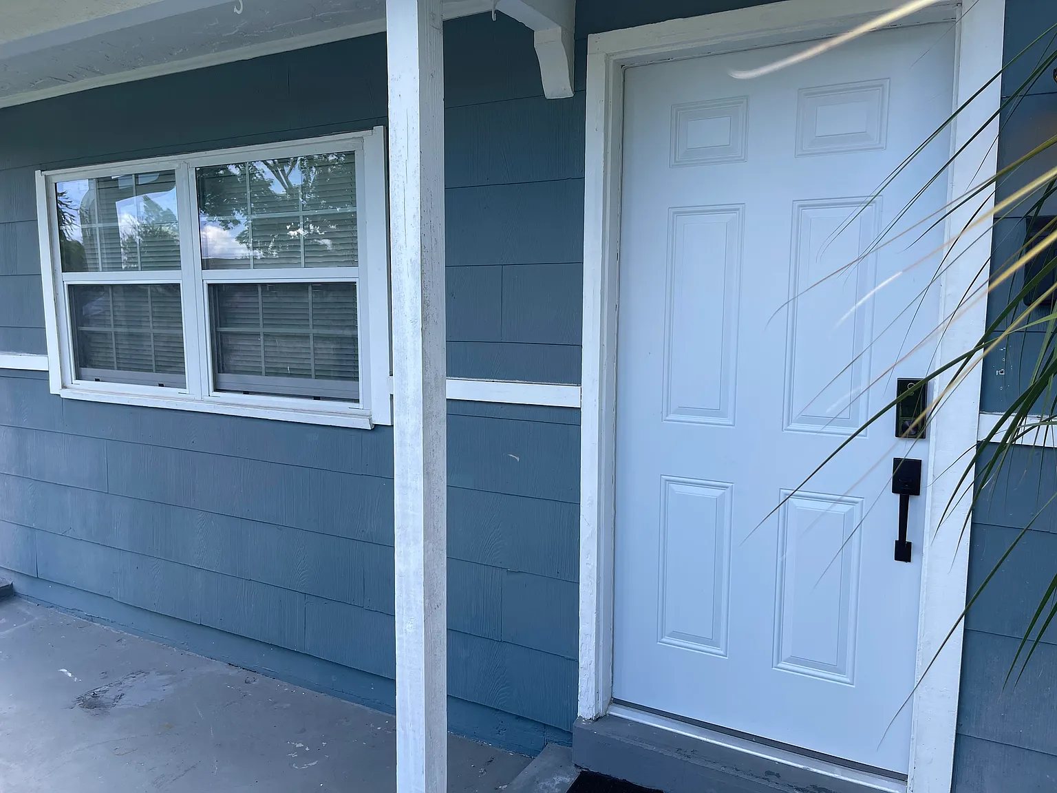 3 bed, 1050 sqft, $2,300 — Photo 4