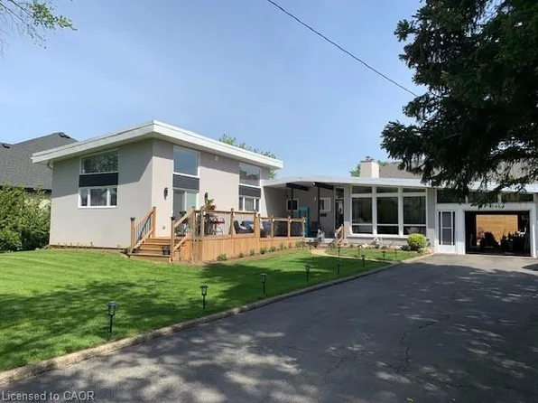 746 Quaker Rd, Pelham, ON L3C 3H4