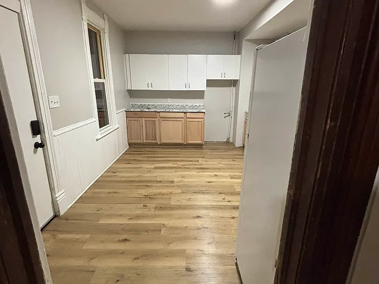 453 Wayne St #1 — Photo 2