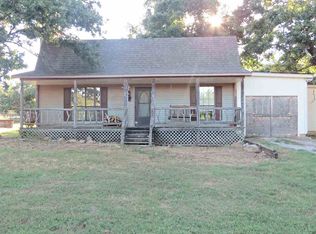 2921 Cardinal Rd, Ardmore, OK 73401