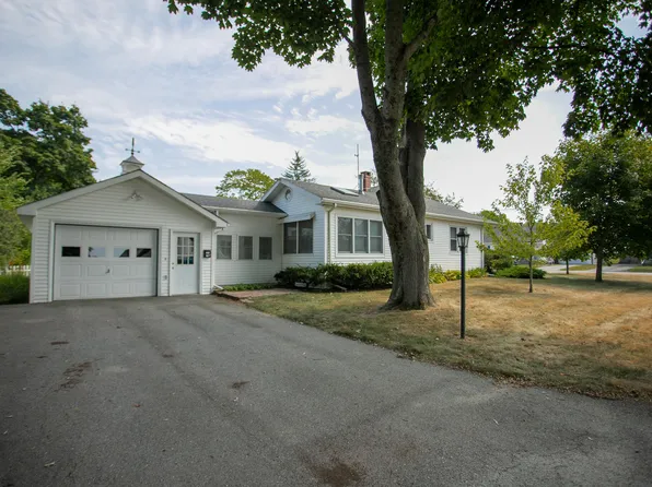 139 Fourteenth Street, Bangor, ME 04401