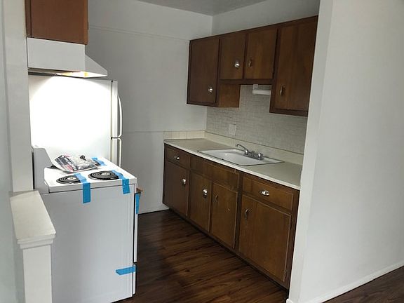 4th image of 12204 Madison Ave APT 10