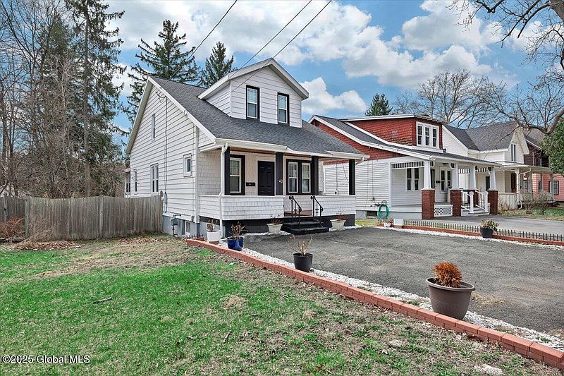 2nd image of 42 Brunswick Road