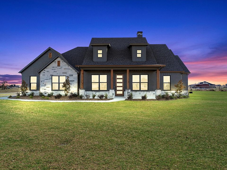 1st image of 4665 Christie Ave