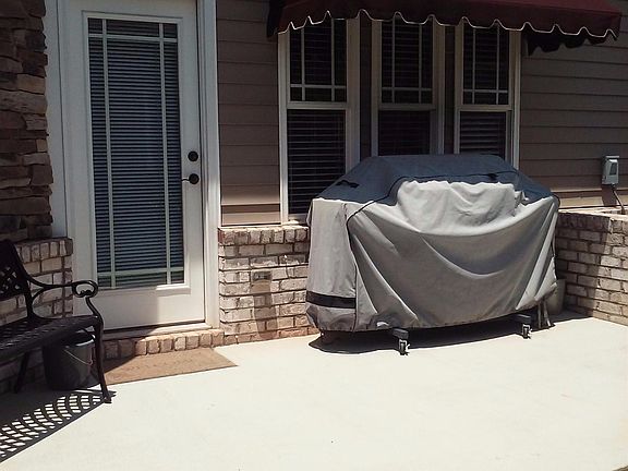 4th image of 1348 Helmsdale Dr