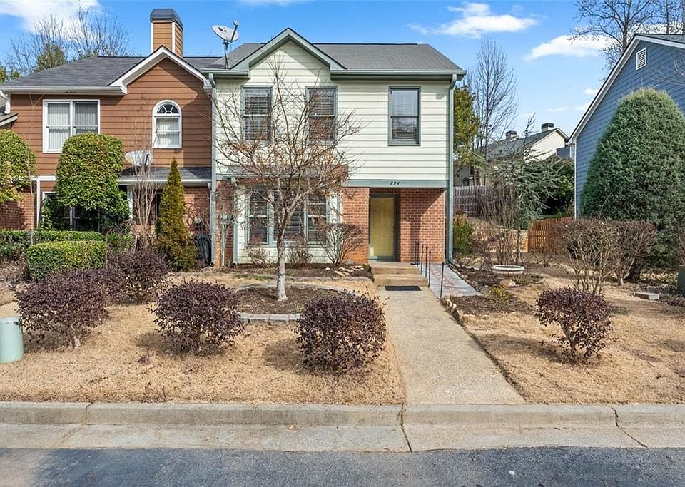 1st image of 294 Triple Oaks Dr