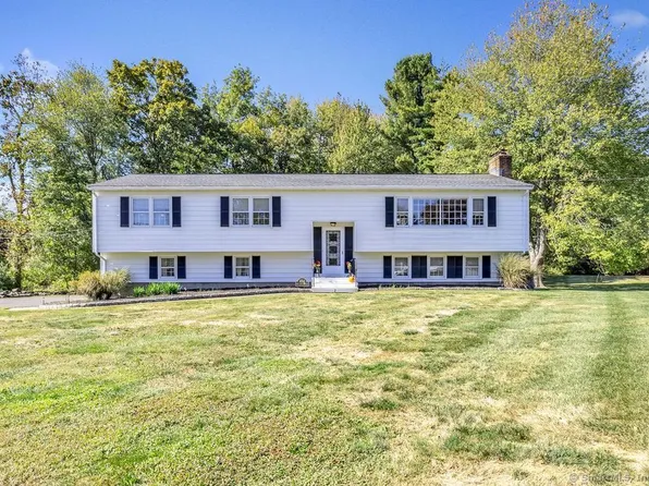 484 New England Lane, Orange, CT 06477