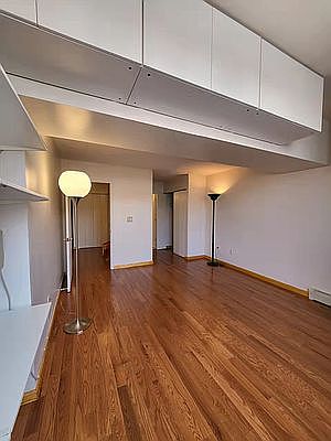 5th image of 22 Noll St Floor 1