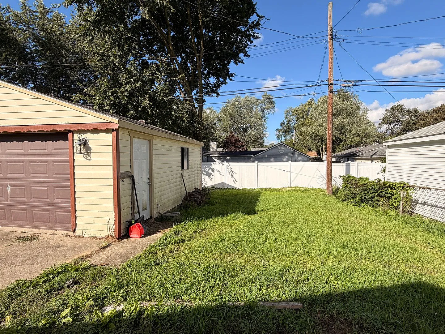 Recently rehabbed gem available for rent — Photo 4