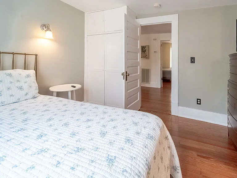 1435 Johns Rd — Photo 34