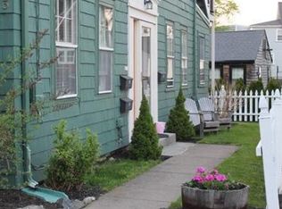 3 Circle St UNIT 1, Marblehead, MA 01945